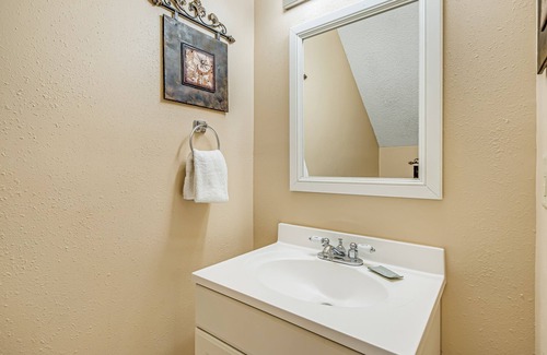 Sugar Beach Maison | Quaint Condo w/, Chairs & Umbrella, On-Site Pool, Minutes From The Beach