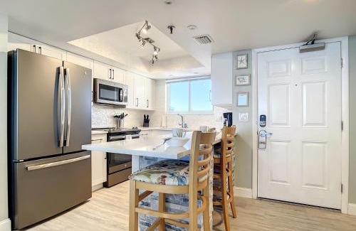 New Smyrna Beach Maison | Oceania Beach Club 602
