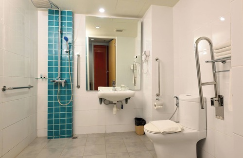 Kota Kinabalu Hôtel | Oceania Hotel
