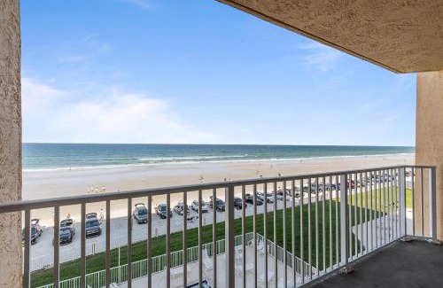New Smyrna Beach Maison | Oceania Plaza 405