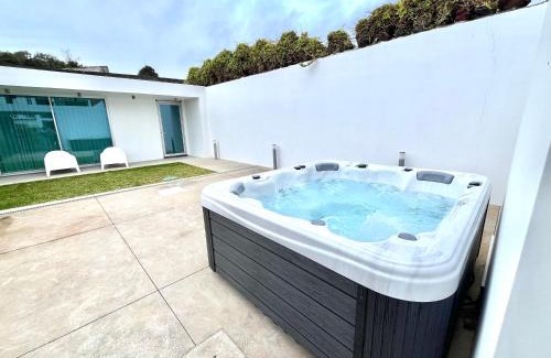 Ponta Delgada Appartement | Oceanside West