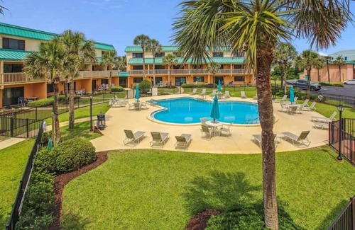 Butler Beach Copropriété | Oceanview 2 BR Condo near St Augustine Unit 411