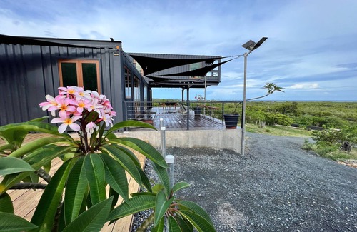Carenero Maison | Oceanview 3BR COR-TEN House - w/view of Gilligan's Island