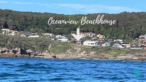 Caves Beach Maison | Oceanview Beach House