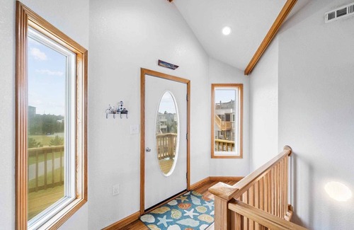 Waves Maison | SUMMER SAVINGS- Oceanview Dog Friendly w/ Saltwater Pool, Hot Tub, and Game Room