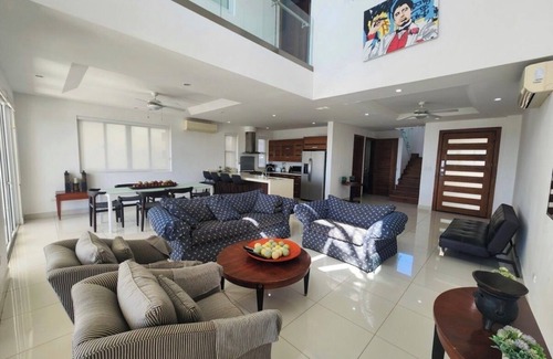 San Juan del Sur Maison | OceanView house near the Mirador Cristo de la Misericordia, city and beaches 🌊
