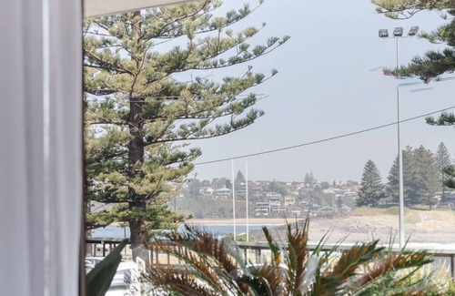 Kiama Appartement | Plage et vue sur la mer en face de la plage de surf en pleine ville dans les nouveaux appartements Bluewater
