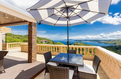 Playa Hermosa Copropriété | Beautiful Ocean View Penthouse 2 bedroom 2.5 bathroom - Casa Q