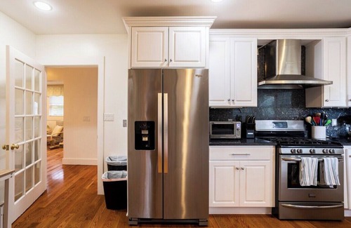 New London Villa | Spacious Oceanview Villa (Sleeps 22)