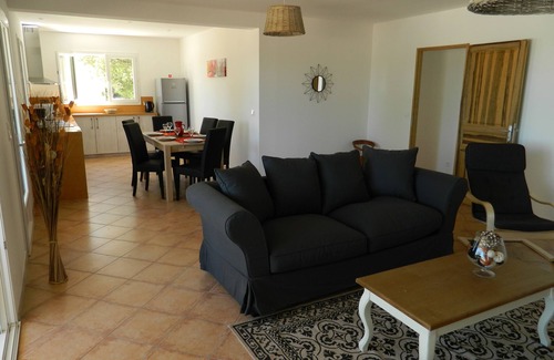 Orgnac-l'Aven Maison | Maison Ocre. Maison pour vos Vacances avec Piscine privée Endroit calme.