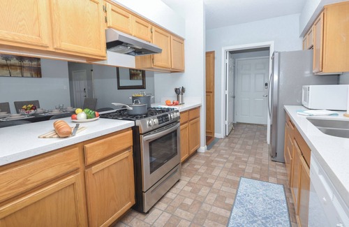 Yuma Maison | OCO-Heated pool for additional fee and spacious 4br home for your comfort.