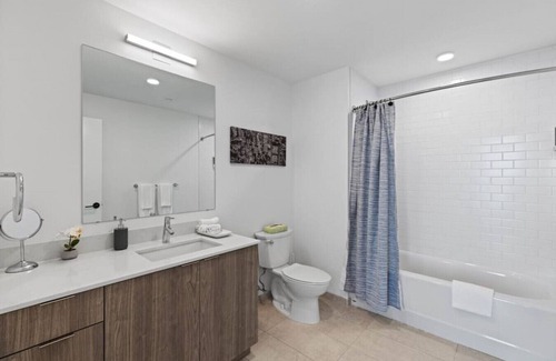 Logan Square Appartement | OCS 1908 · 1BR| Center City Luxury Apt w/ Gym|View|Location!