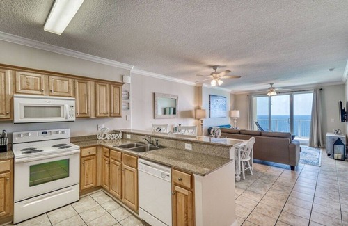 West Panama City Beach Station Balnéaire | MAGNIFIQUE CONDO avec ÉNORME BALCON! * HIVER 2020 À JOUR! NOUVEAU DANS LES LOCATIONS!*