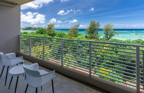 Nakama Hôtel | Odysis Onna Resort Hotel
