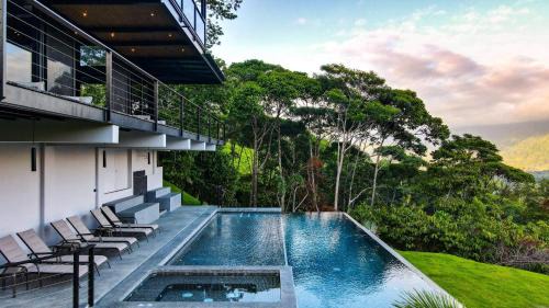 Dominical Lit Et Petit-Déjeuner | ODYSSEY Boutique Hotel
