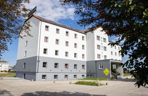 Moellersdorf Hôtel | OEKOTEL Traiskirchen