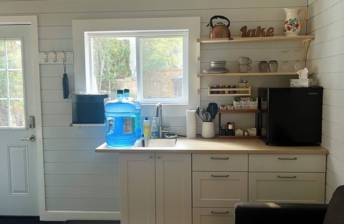 Halifax County Cabine | Off-Grid Lake Front Cabin w/Power & Wi-fi
