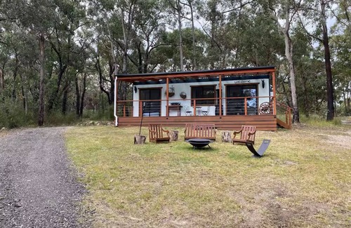 Nar Nar Goon North Cabine | Off grid tiny house bush escape