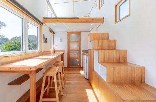 Daylesford Maison | Off grid Tiny House in the bush, 5min from town