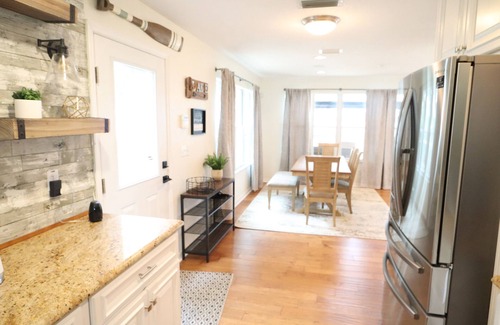 Fort McCoy Maison | Off the Grid & on the Lake at Salt Springs 3BD/3BA