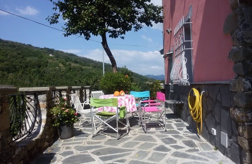 Conscenti Appartement | Villa de campagne romantique dans les collines verdoyantes entre Portofino et les 5 Terre