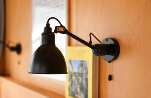 Gusow Appartement | Offgrid Cabin Klaudia am See in Brandenburg Tiny House Natururlaub & Retreat bei Berlin