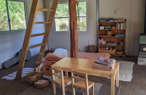 Koreelah Cabine | Offgrid Tiny Home in a Food Forest Garden
