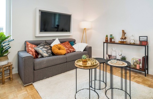 Freilassing Appartement | OG2 R" Helle 80m² 3-Zimmer Wohnung nähe Salzburg