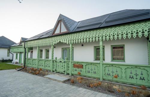 Humulesti Cabine | Ograda Humulești