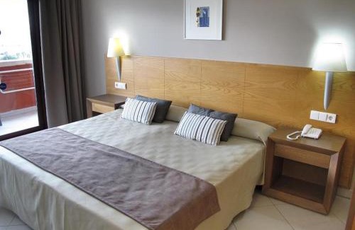 La Linea de la Concepcion Hôtel | Ohtels Campo De Gibraltar