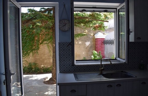 Karlovassi Maison | Oikίa Athanasia, maison néoclasique de deux étages 1920