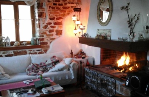 Chrisochorafa Maison | Oikos Jullia