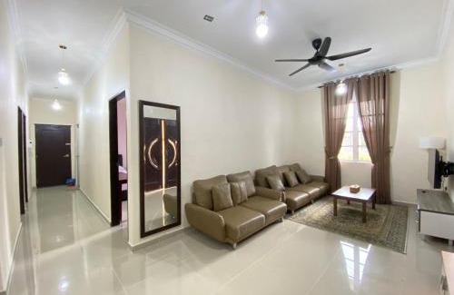 Kampong Raja Maison | Okaasan's House