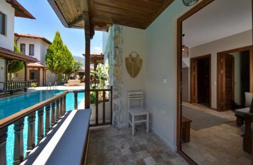 Akcapinar Hôtel | Okapi Suites