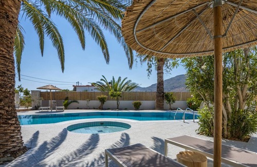 Koutsouras Appartement | Vrbo Property
