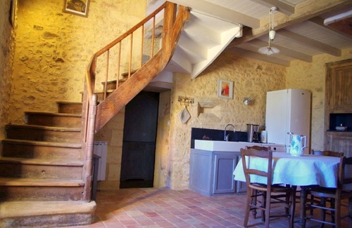 Saint-Avit-Senieur Cottage | ANCIENNE FERME DU XIX° EN PERIGORD SPA & SALLE DE JEUX EN SERVICE TOUTE L’ANNÉE