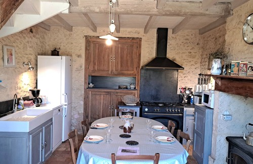 Saint-Avit-Senieur Cottage | ANCIENNE FERME DU XIX° EN PERIGORD SPA & SALLE DE JEUX EN SERVICE TOUTE L’ANNÉE