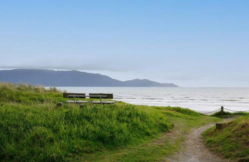 Waikanae Maison | Old Beach Pods, Te Moana