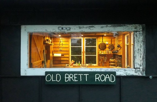 Rerewhakaaitu Cabine | Old Brett Rd Hut