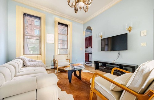 Union City Appartement | Old Charm, Modern Comfort: 5 min to NYC, BBQ