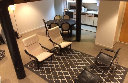 Center City East Copropriété | Old City - Spacious Bii-Level Loft