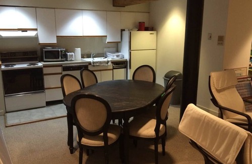 Center City East Copropriété | Old City - Spacious Bii-Level Loft