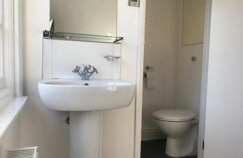 Bournville Hôtel | Old Farm Hotel