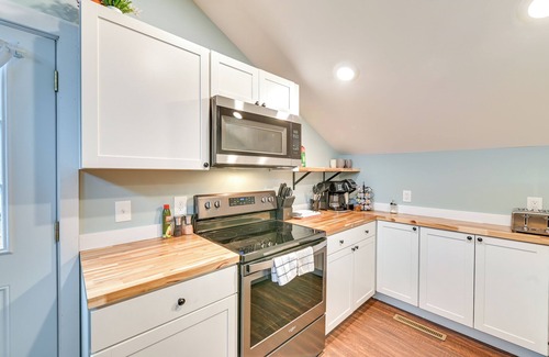 Old Forge Appartement | Old Forge Studio: Close to Lakes & Hiking Trails