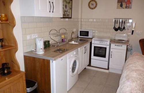 Chateaumeillant Appartement | Old French Country Cottage for 2 nature lovers paradise