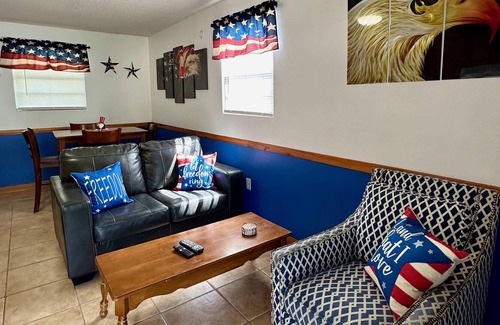 Fort McCoy Cabine | Old Glory at The Tree'Ke Resort - Cabin #1