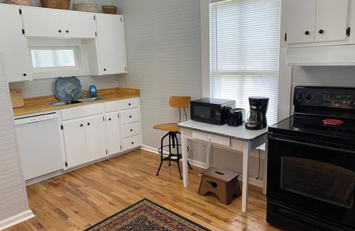 Latta Maison | Old Home in the Hub of Latta