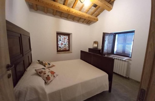 Castelleone di Suasa Maison | Old house in the center of the village, 25 minutes from the sea