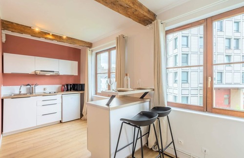 Vauban Esquermes Appartement | Vieux Lille - Studio fonctionnel au Quai du Wault