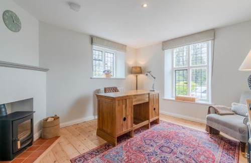 Burford Maison | Old Manse